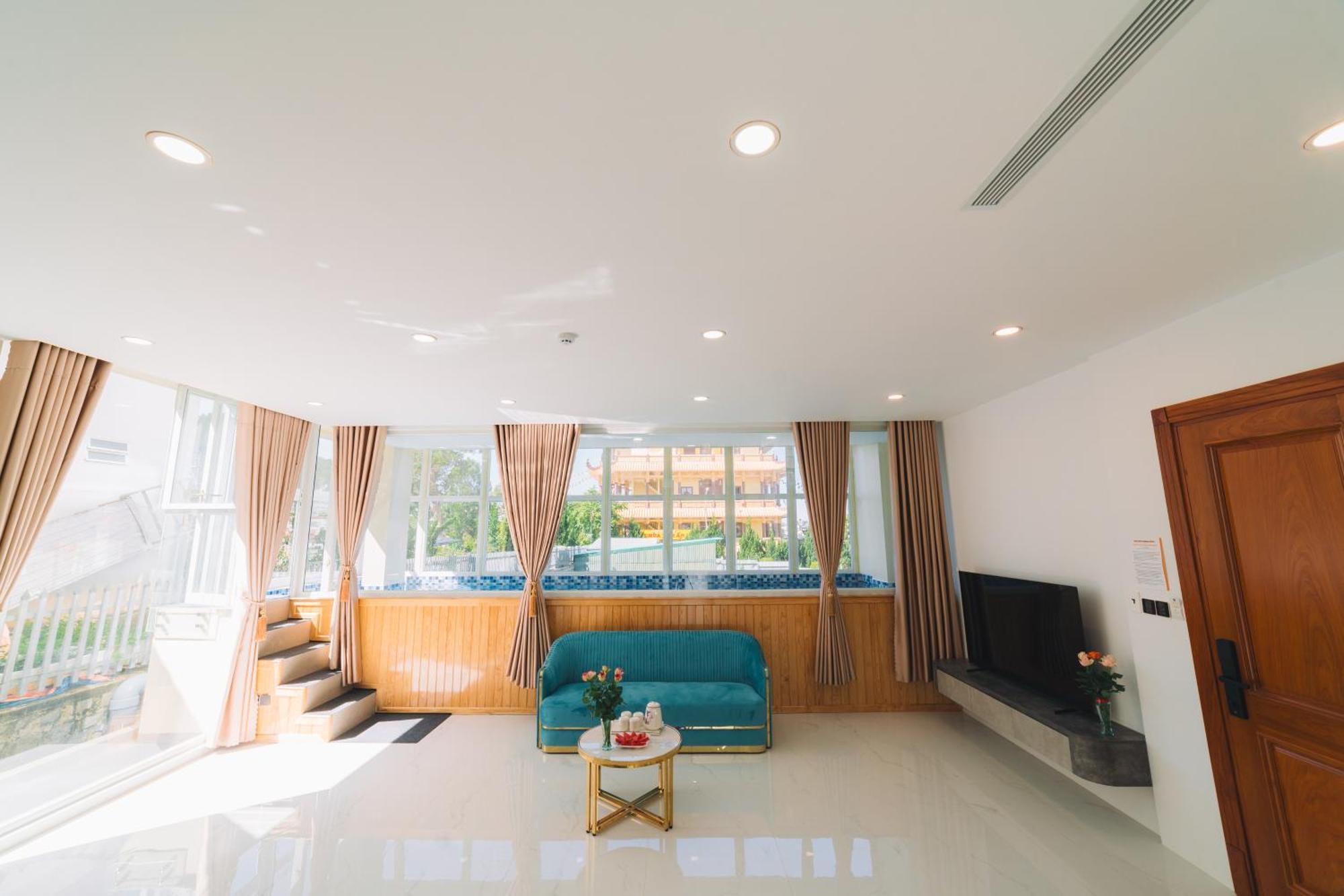 Quy Tai Premium Hotel Dalat Exteriör bild