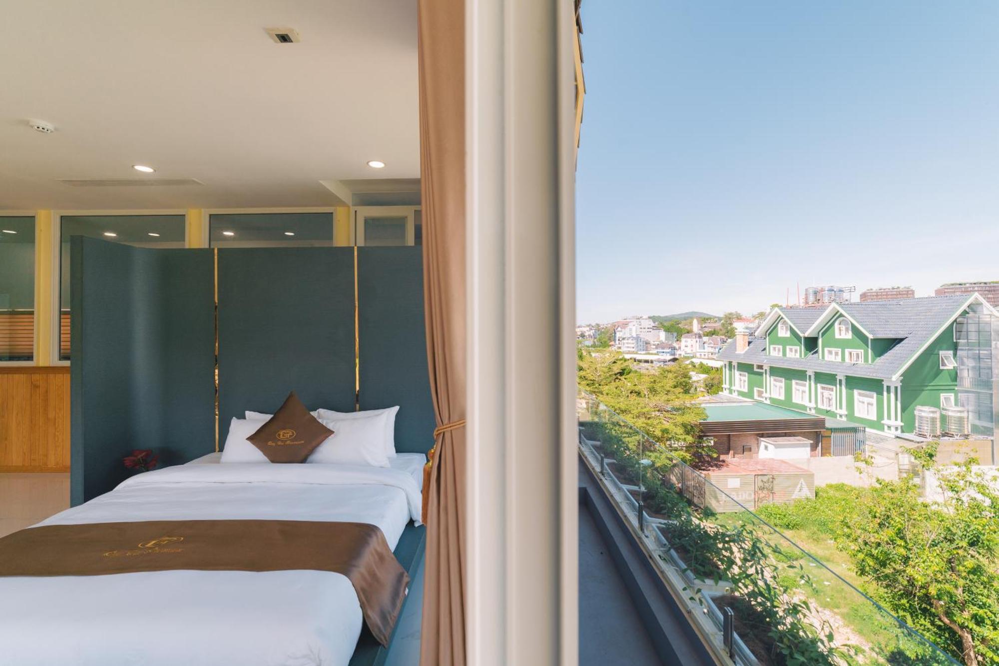 Quy Tai Premium Hotel Dalat Exteriör bild