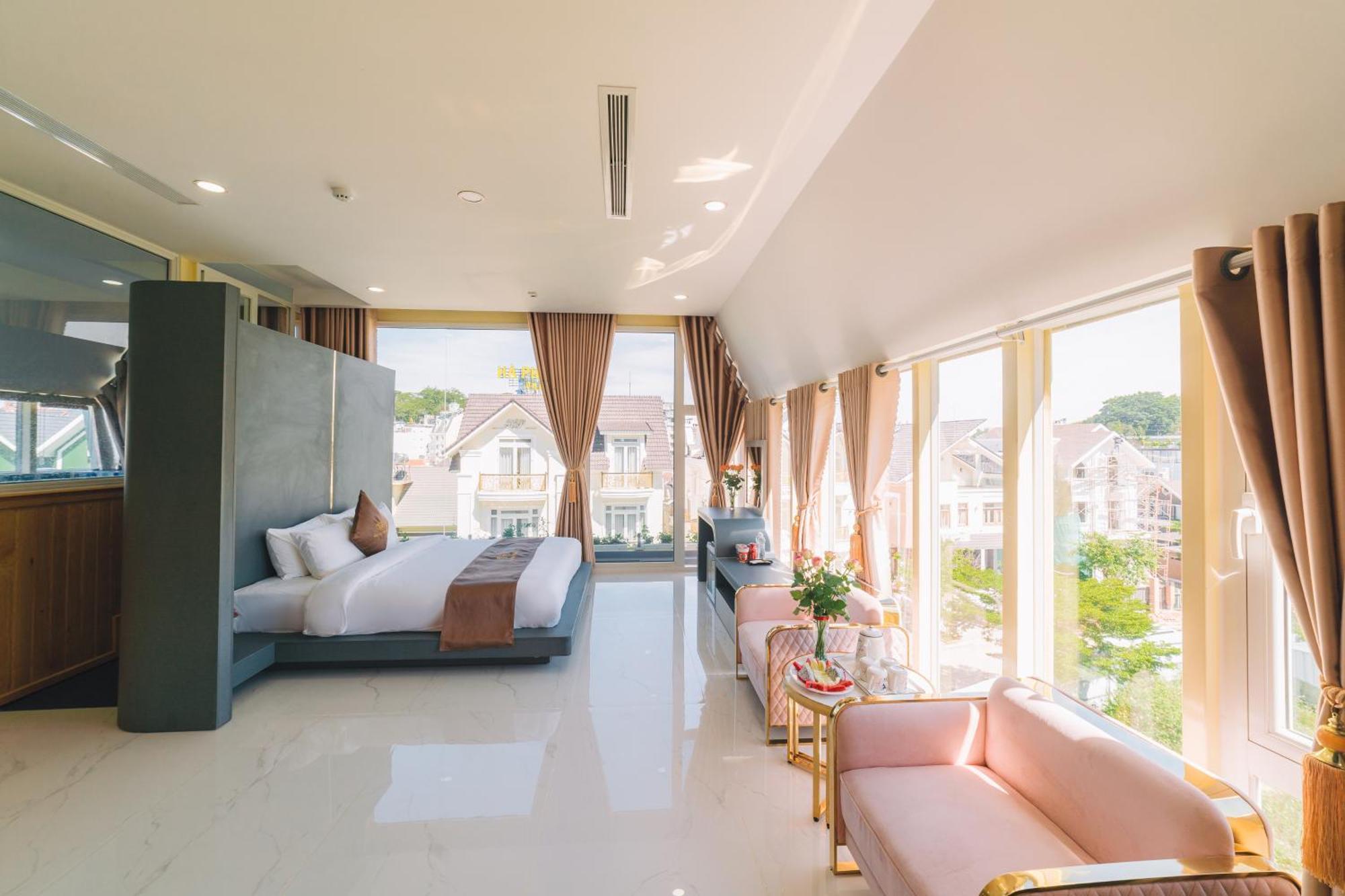 Quy Tai Premium Hotel Dalat Exteriör bild