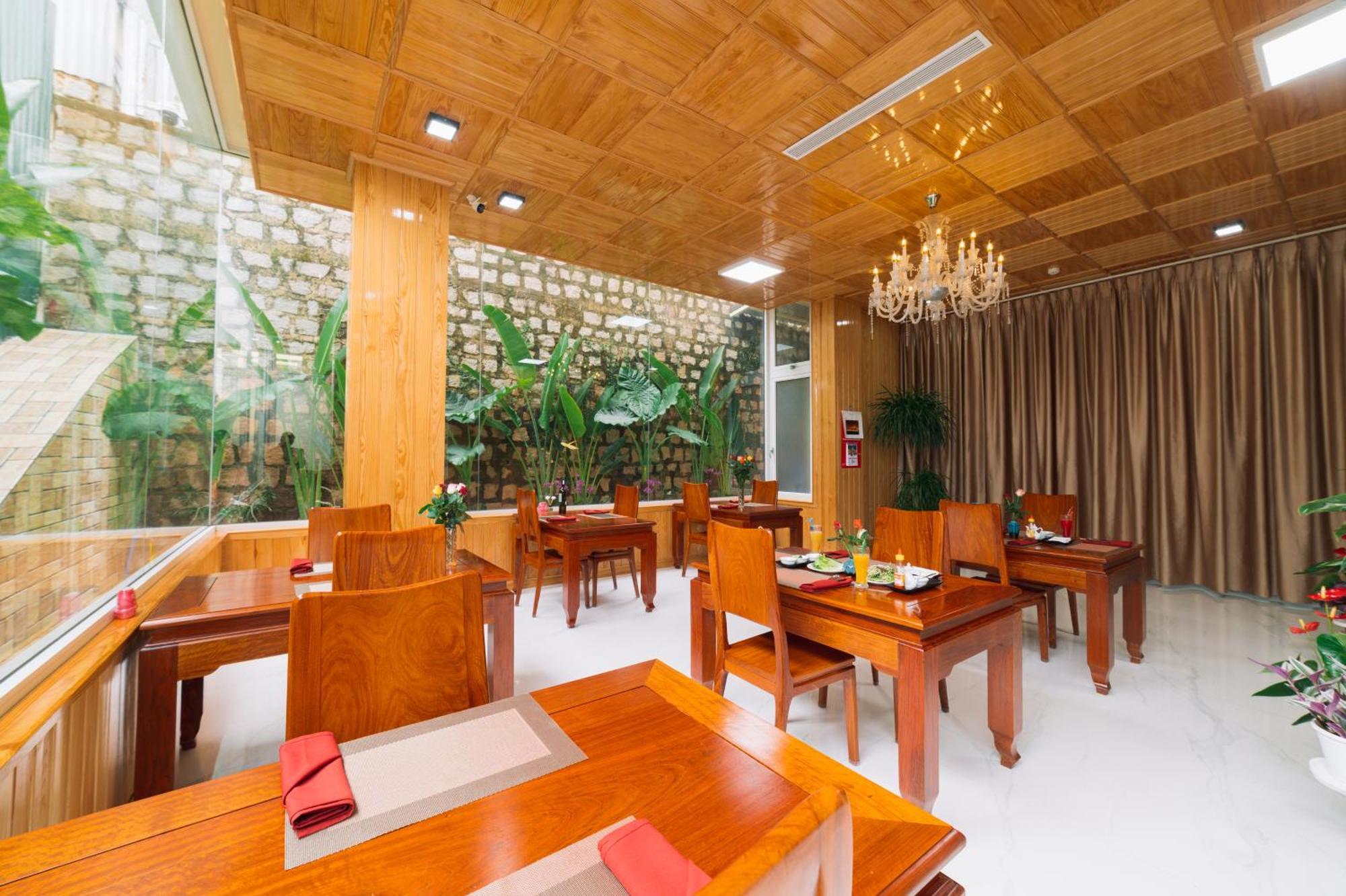 Quy Tai Premium Hotel Dalat Exteriör bild
