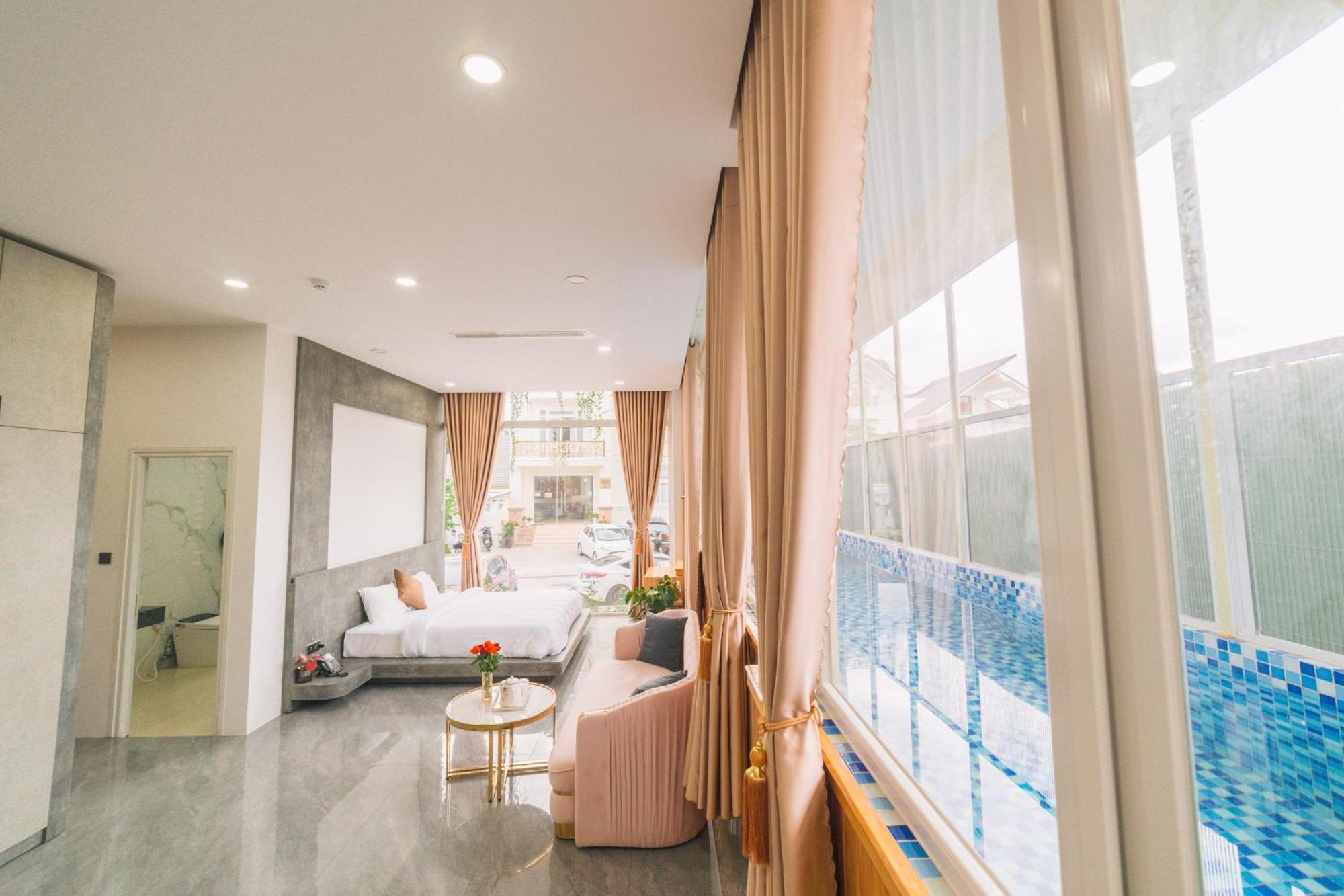Quy Tai Premium Hotel Dalat Exteriör bild