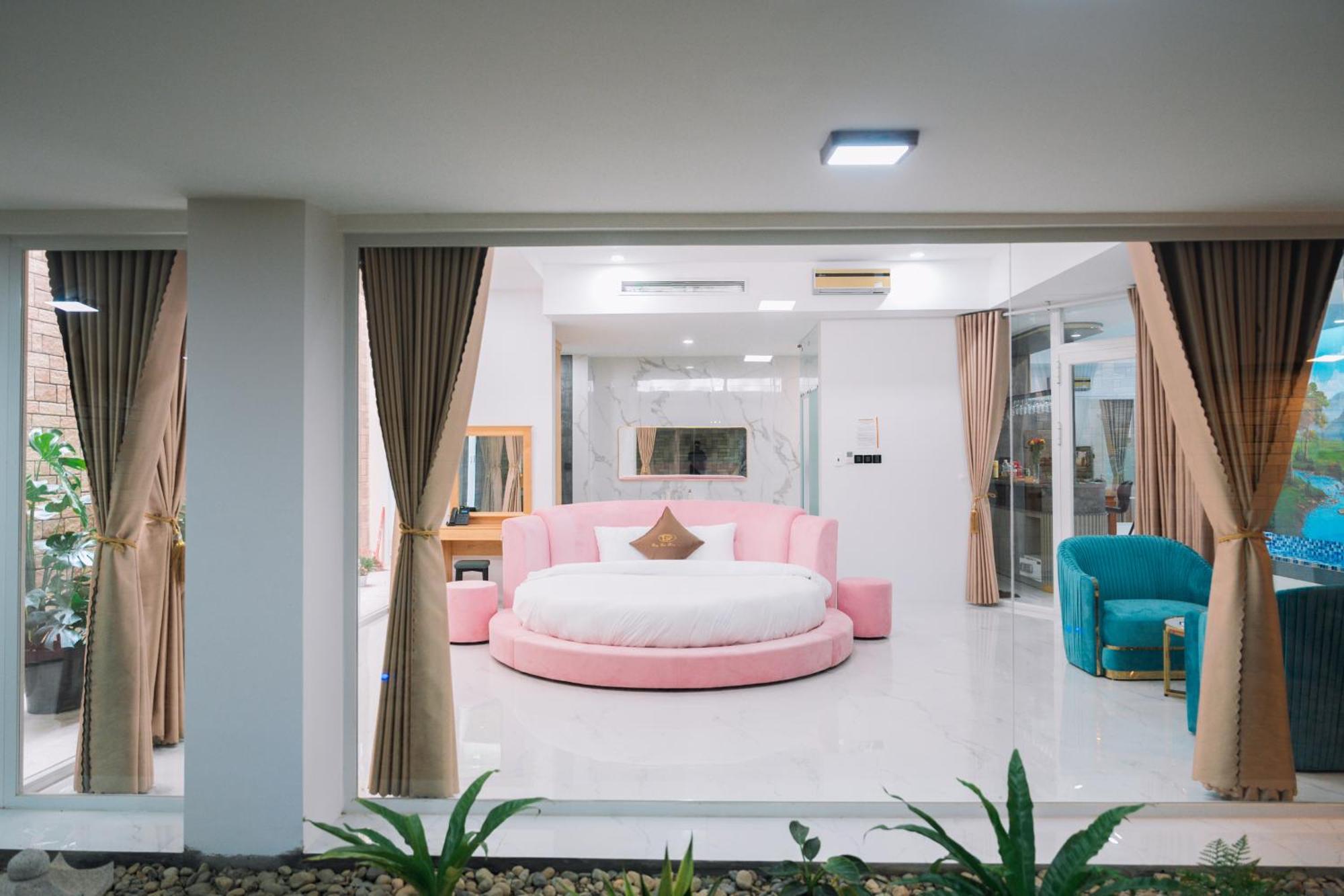 Quy Tai Premium Hotel Dalat Exteriör bild